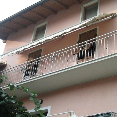 Massone Climbing Home Арко Екстериор снимка